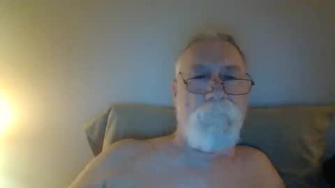 walrus22 online show from April 28, 6:07 am