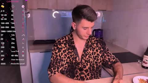 Walt Enjoy online show from November 22, 5:56 pm