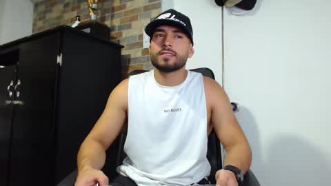 WALTER BROWN  online show from December 18, 10:27 pm