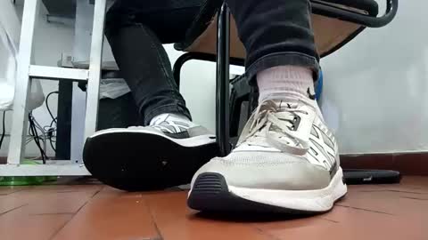 WaltherFeet  online show from September 25, 9:18 pm