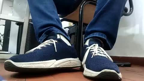 WaltherFeet  online show from May 19, 5:30 pm