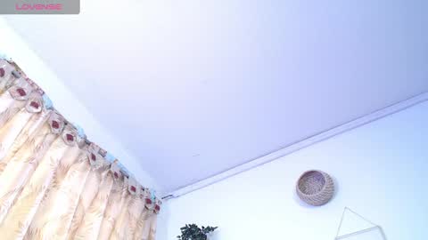 Snapshot of wanda_liones chatting on February 11, 4:46 pm Wanda online show from February 11, 4:46 pm