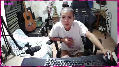 wanda_sra_m online show from April 3, 1:42 pm