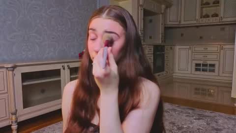 hello guys im Lilian online show from September 11, 3:17 am