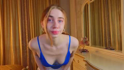 hello guys im Lilian online show from November 11, 3:06 am