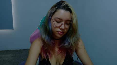 Wanda online show from April 7, 12:05 pm