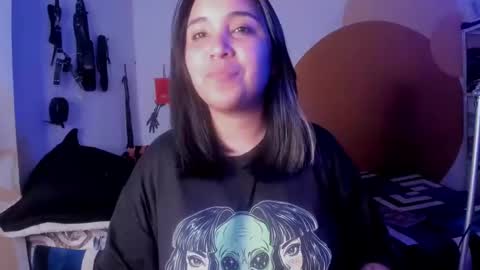 Waningrose  Lu online show from December 9, 10:30 pm