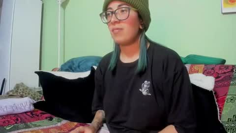 Waningrose  Lu online show from February 11, 6:44 pm