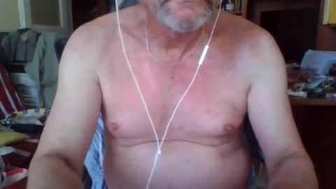Snapshot of wanky357 chatting on June 21, 5:37 pm Tibo Love online show from June 21, 5:37 pm