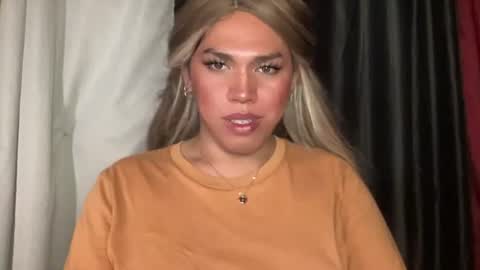 LIZA online show from April 25, 1:41 pm