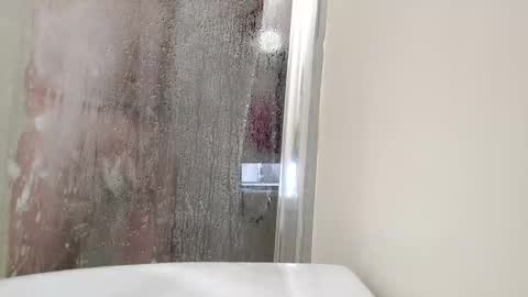 Snapshot of wannacumpls chatting on February 7, 9:58 am wannacumpls online show from February 7, 9:58 am