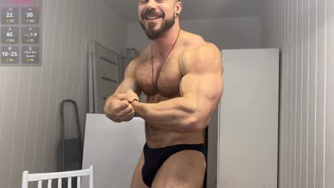 new online show from January 14, 11:10 am