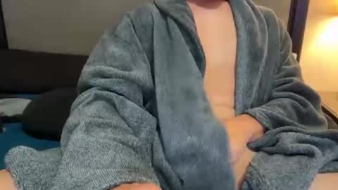 Snapshot of wantingtoplay97 chatting on November 16, 8:31 am wantingtoplay97 online show from November 16, 8:31 am