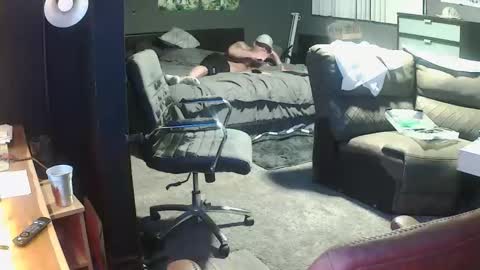 inittogetitin online show from November 23, 9:42 am