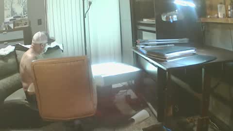 inittogetitin online show from December 16, 2:05 am