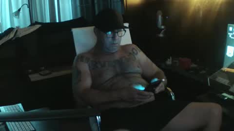 Snapshot of wantitbutyoucanthaveit chatting on May 16, 1:10 pm inittogetitin online show from May 16, 1:10 pm