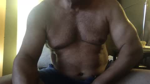 Snapshot of warriorman27 chatting on February 10, 9:36 pm warriorman27 online show from February 10, 9:36 pm