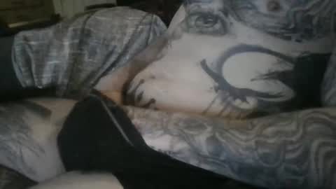 Snapshot of watchmeplay1331 chatting on February 15, 6:44 am watchmeplay1331 online show from February 15, 6:44 am