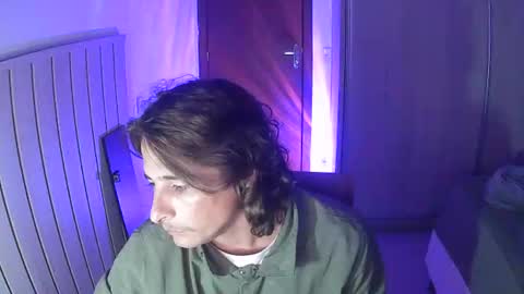 Snapshot of wave_boyy chatting on May 10, 10:37 pm wave_boyy online show from May 10, 10:37 pm
