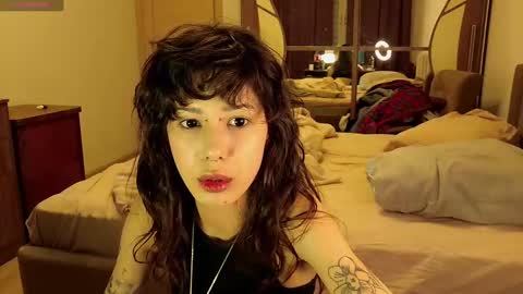 Mina online show from December 5, 4:55 pm