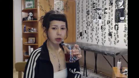 Mina online show from November 10, 7:13 pm