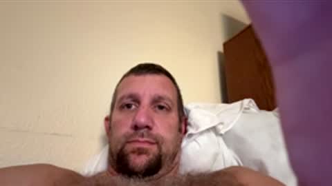 Snapshot of wayneneriate12 chatting on February 17, 1:46 am wayneneriate12 online show from February 17, 1:46 am