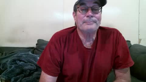 Snapshot of wbfarm chatting on February 14, 2:41 am WB Farm online show from February 14, 2:41 am