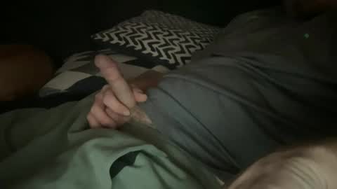 Snapshot of wcrmc chatting on December 17, 5:24 am wcrmc online show from December 17, 5:24 am