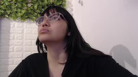 Trixie 3 online show from March 7, 1:29 pm