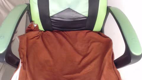 Trixie 3 online show from October 16, 2:29 pm