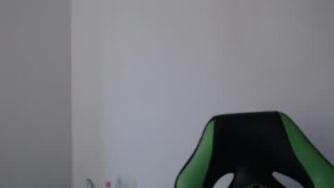 Trixie 3 online show from April 7, 2:17 pm