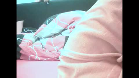 Snapshot of webcammanpvt chatting on January 2, 11:41 am Daddy online show from January 2, 11:41 am