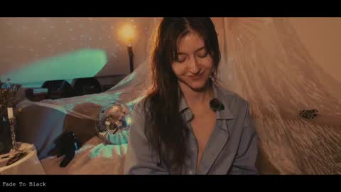 Coraline online show from April 16, 9:39 pm