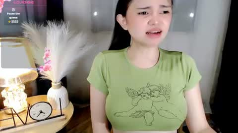 Snapshot of webcum_mami chatting on July 7, 9:19 pm mami abby online show from July 7, 9:19 pm