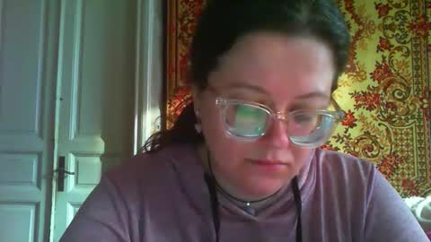 Marina online show from April 2, 2:26 pm