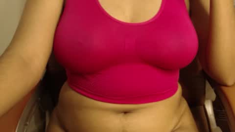 mina online show from April 13, 7:19 pm