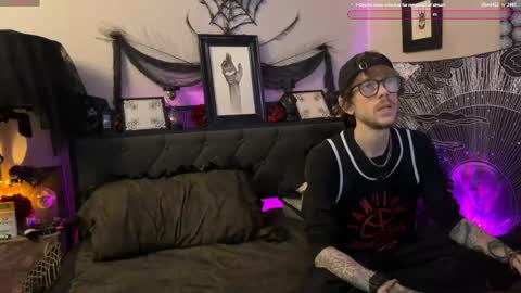 WebzKordz online show from May 9, 6:29 am