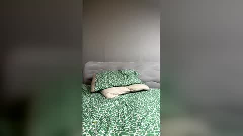 WeDaShit Come Vibe with me . online show from January 16, 3:16 pm