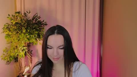 wednesday_evans online show from April 25, 5:32 am