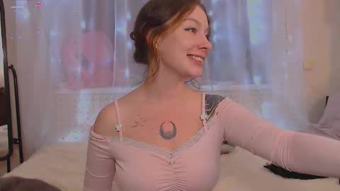  moon  online show from January 10, 6:53 pm