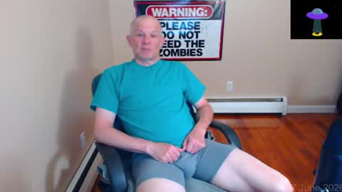 Chris online show from June 17, 11:38 pm