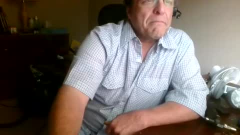 Snapshot of welderod chatting on July 2, 10:38 pm welderod online show from July 2, 10:38 pm