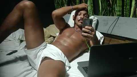 wellcrz online show from October 18, 10:21 pm