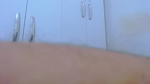 Snapshot of wellingtont chatting on September 17, 4:03 am wellingtont online show from September 17, 4:03 am