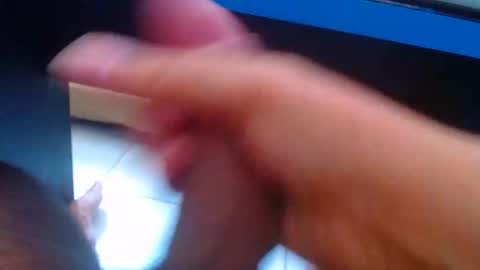 Snapshot of wellingtont chatting on October 17, 12:19 pm wellingtont online show from October 17, 12:19 pm