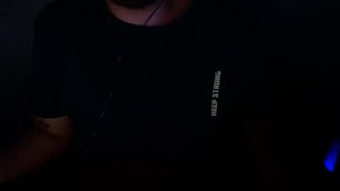 Snapshot of wellingtont chatting on November 19, 6:24 am wellingtont online show from November 19, 6:24 am