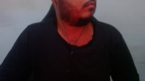 Snapshot of wellingtont chatting on November 23, 12:10 am wellingtont online show from November 23, 12:10 am