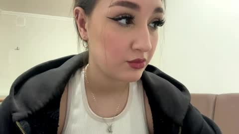 Snapshot of wendolynmusil chatting on April 5, 4:15 pm Anna online show from April 5, 4:15 pm