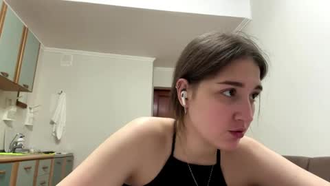 Snapshot of wendolynmusil chatting on April 25, 2:25 pm Anna online show from April 25, 2:25 pm