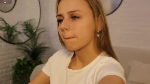 Im Wendy online show from May 27, 9:12 pm